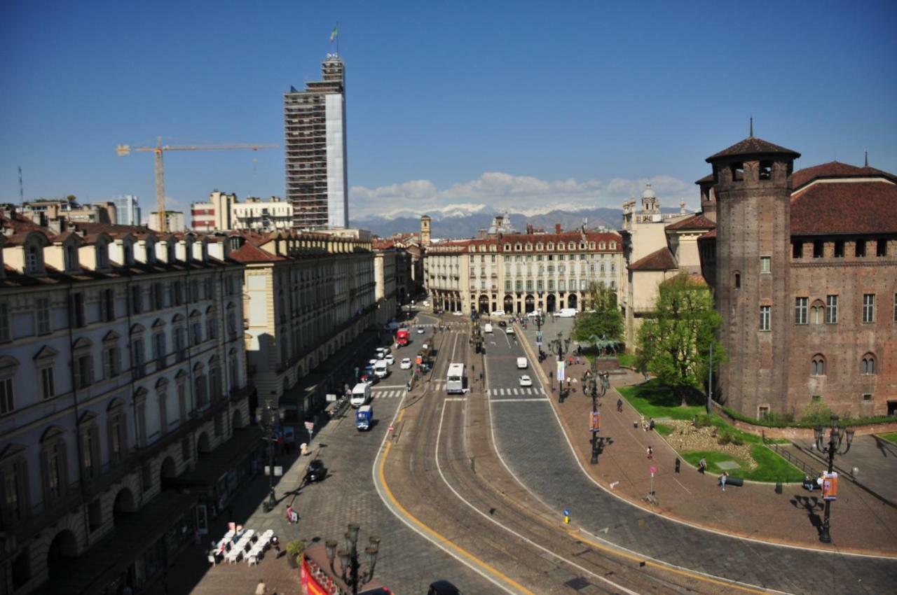 Mansarda In Piazza Castello Apartment Turin Bagian luar foto