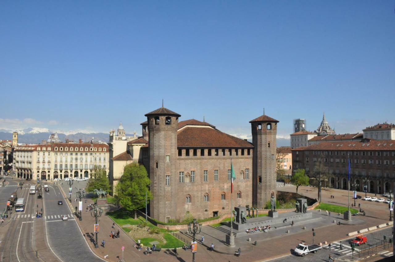 Mansarda In Piazza Castello Apartment Turin Bagian luar foto